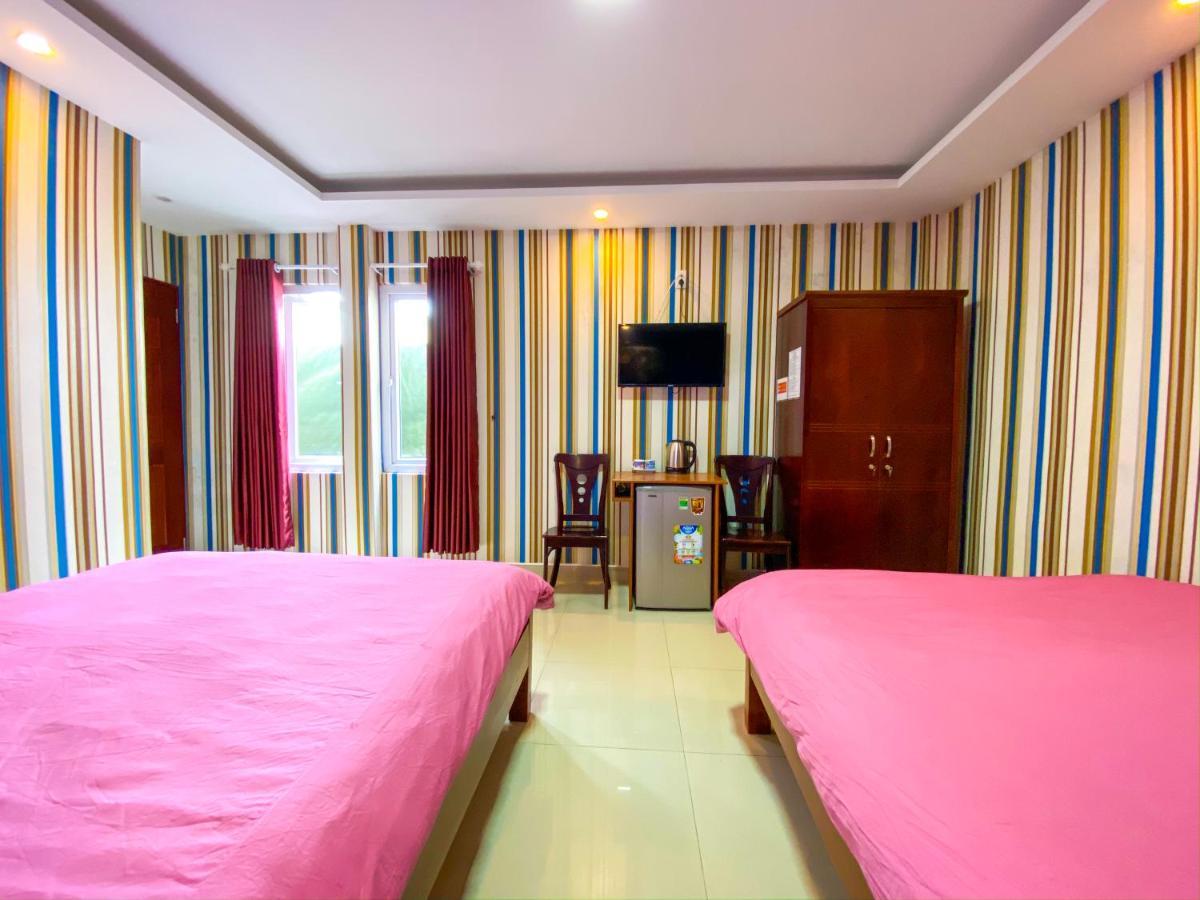 Forelsket Rosa Da Lat Buitenkant foto